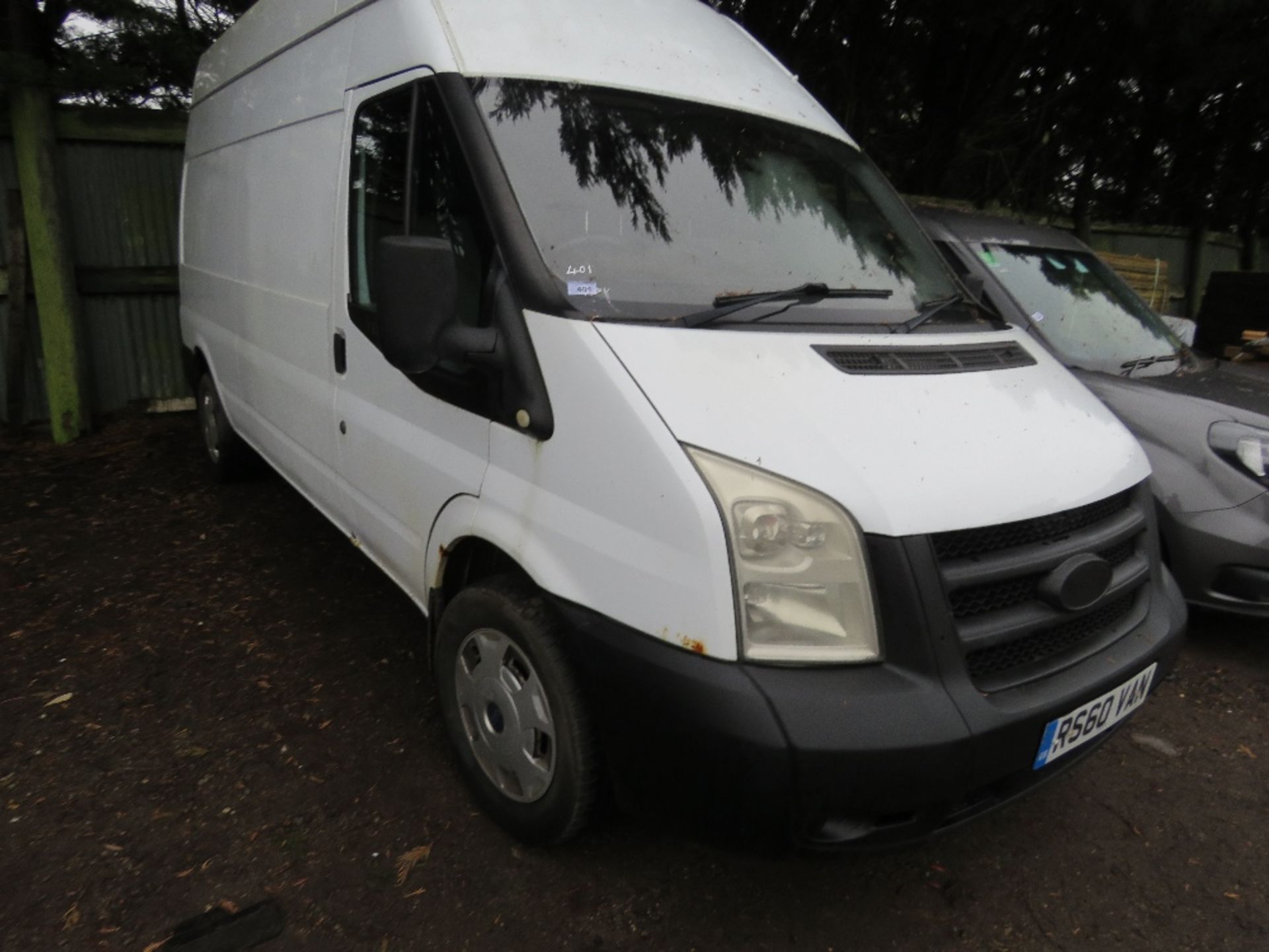 FORD TRANSIT HIGH TOP PANEL VAN REG: RS60 VAN. WITH V5, TESTED UNTIL 11.10.23. REGISTERED 15/02/2011