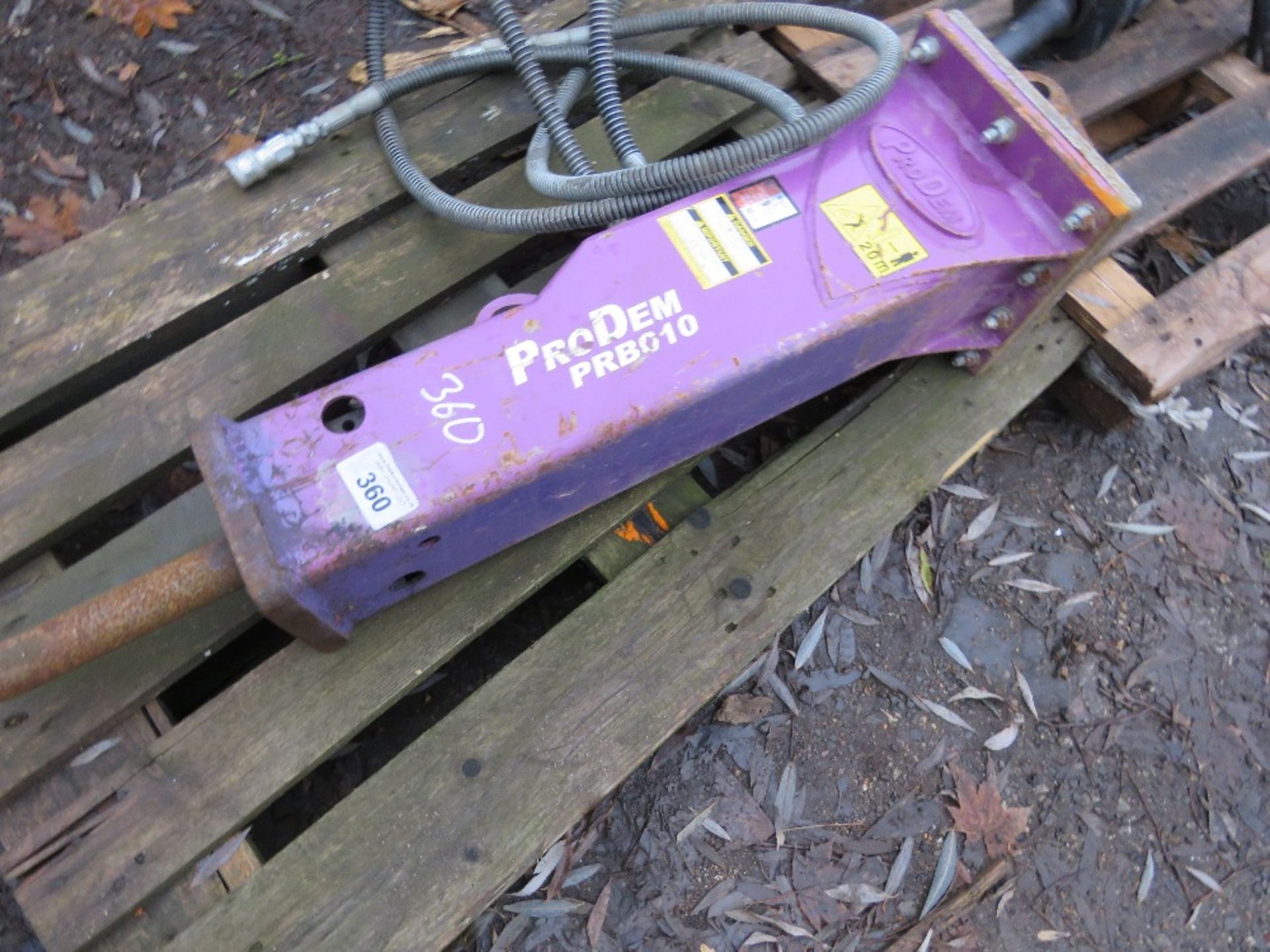 PRODEM PRB010 EXCAVATOR MOUNTED BREAKER, 30MM PINS. THIS LOT IS SOLD UNDER THE AUCTIONEERS MARGIN