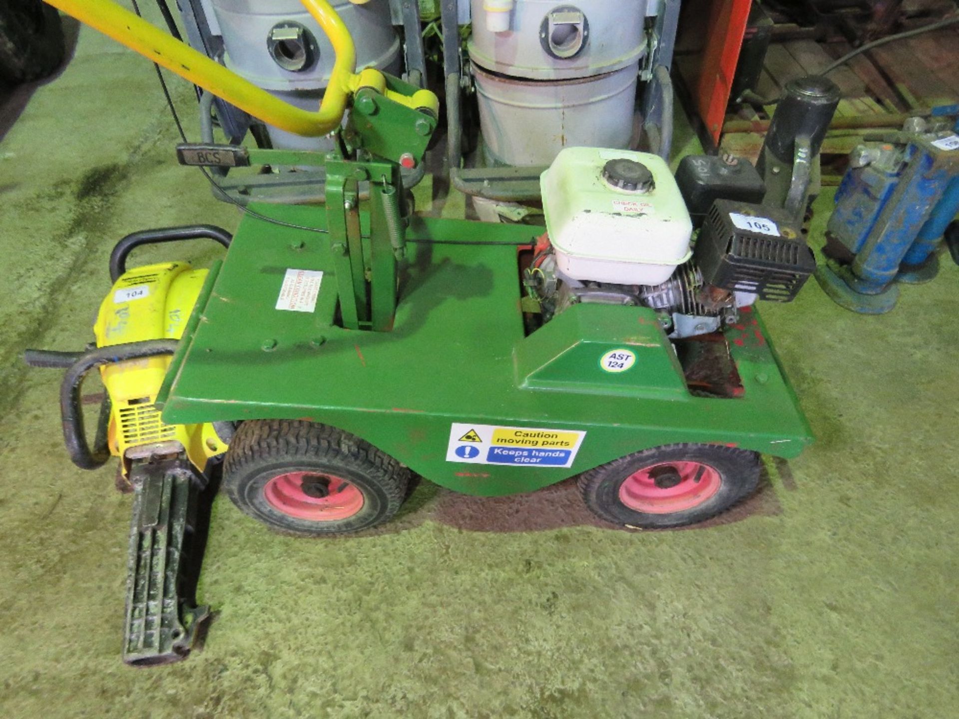 PETROL ENGINED TURF CUTTER. WHEN TESTED WAS SEEN TO RUN AND BLADE RECIPROCATED. THIS LOT IS SOLD