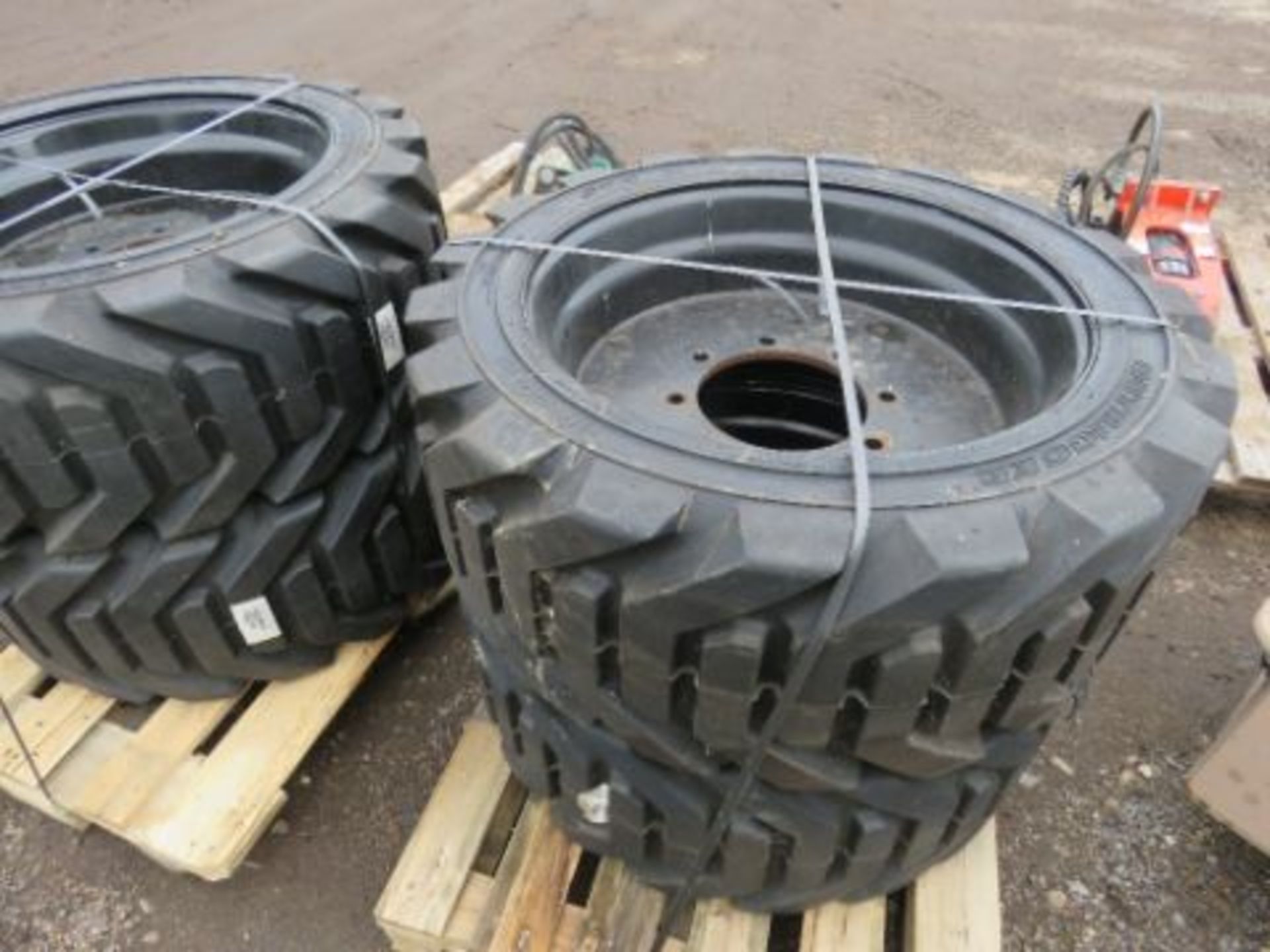 SET OF 4NO ACCESS PLATFORM WHEELS AND TYRES, UNUSED. 8 STUD RIMS, 335/55D625NHS TYRES. SOURCED FROM