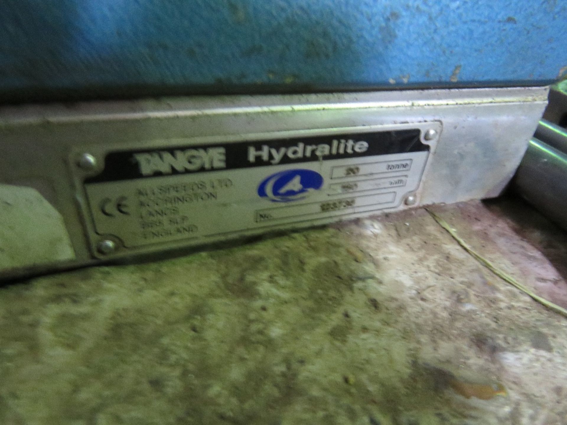 2 X HYDRALITE TANGYE 20TONNE HYDRAULIC JACKS, 150MM RATED LIFT WITH LEVER BARS. THIS LOT IS SOLD - Image 2 of 3
