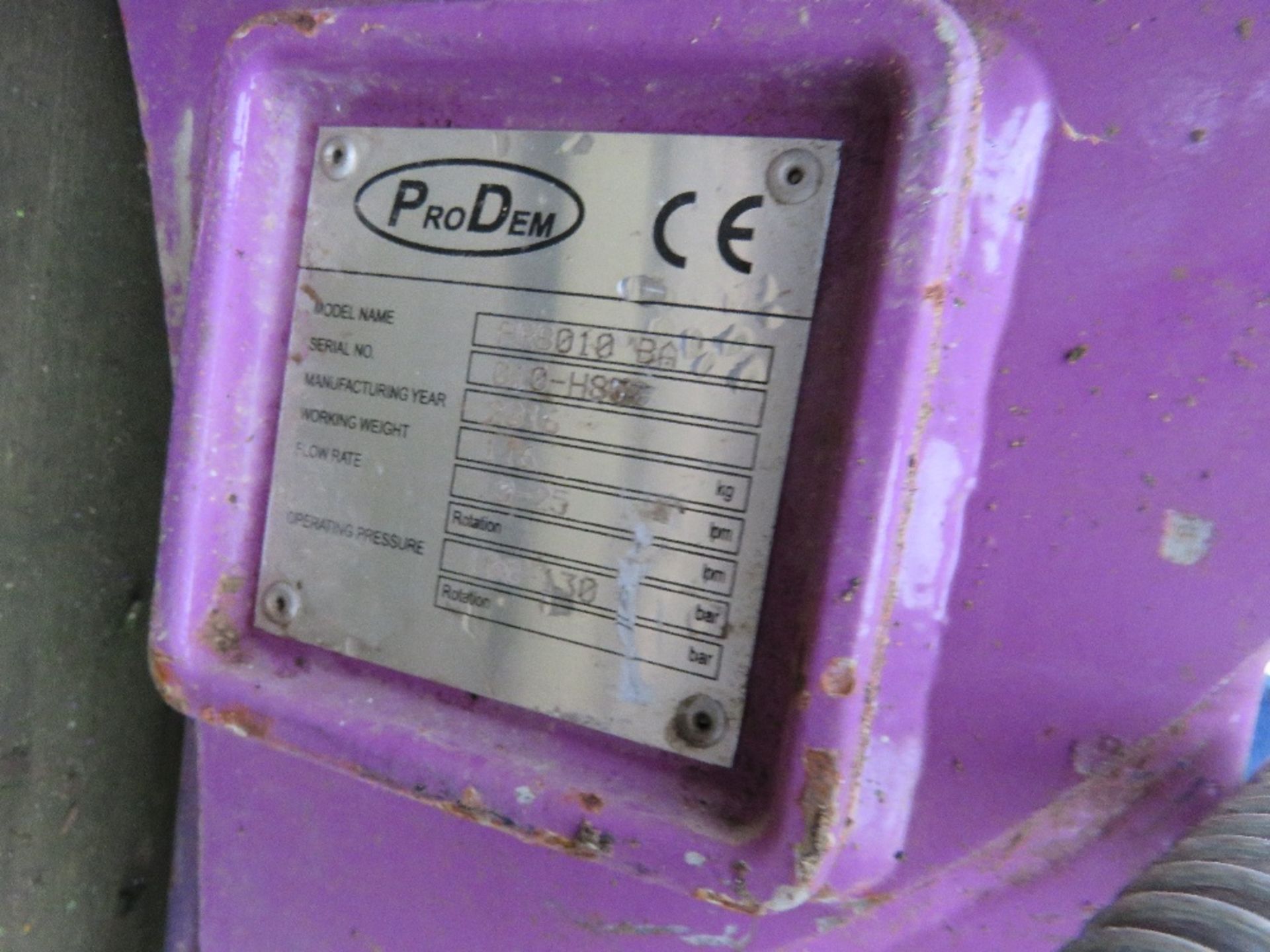 PRODEM PRB010 EXCAVATOR MOUNTED BREAKER, 30MM PINS. THIS LOT IS SOLD UNDER THE AUCTIONEERS MARGIN - Image 4 of 4