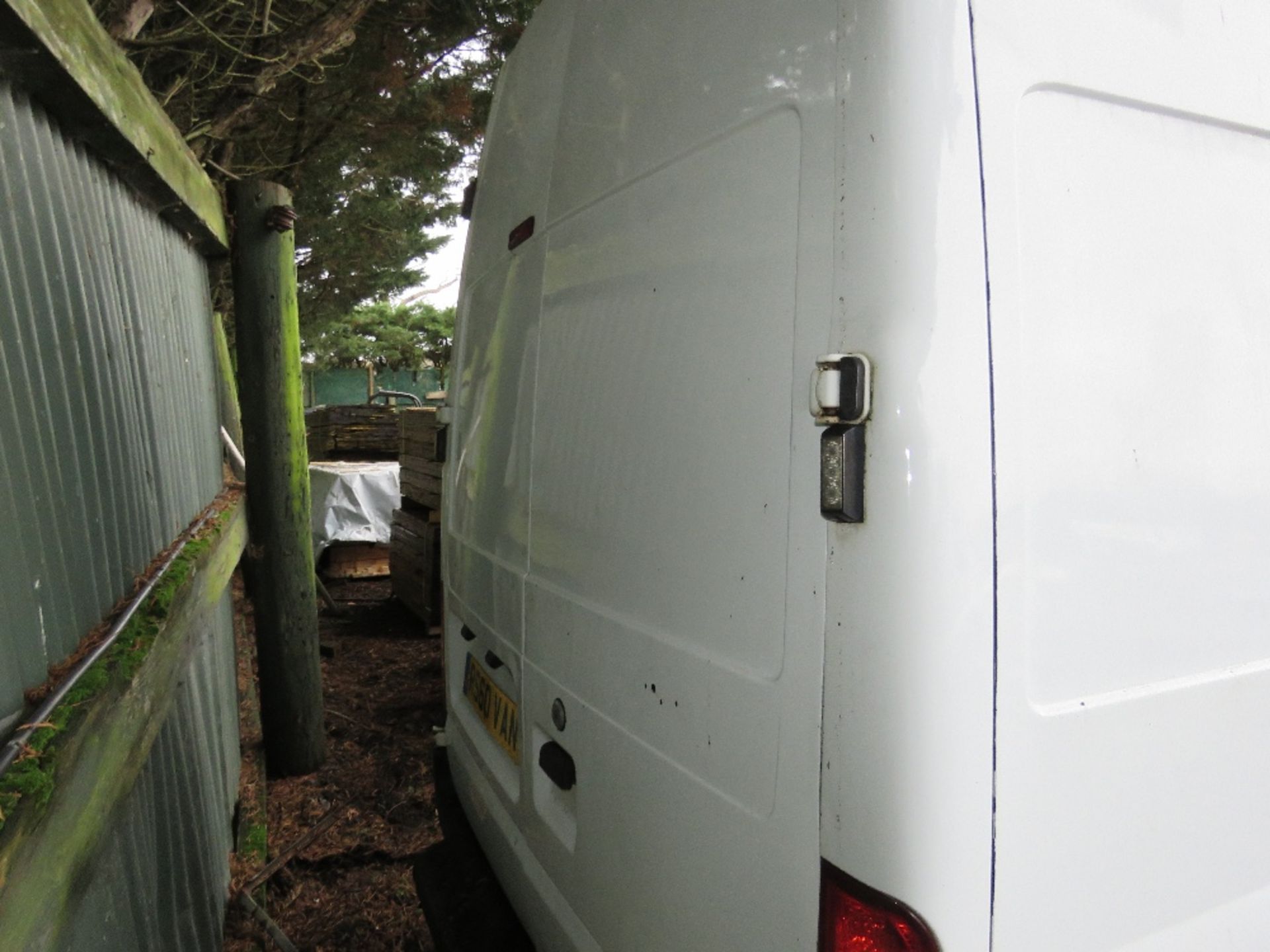 FORD TRANSIT HIGH TOP PANEL VAN REG: RS60 VAN. WITH V5, TESTED UNTIL 11.10.23. REGISTERED 15/02/2011 - Image 6 of 12