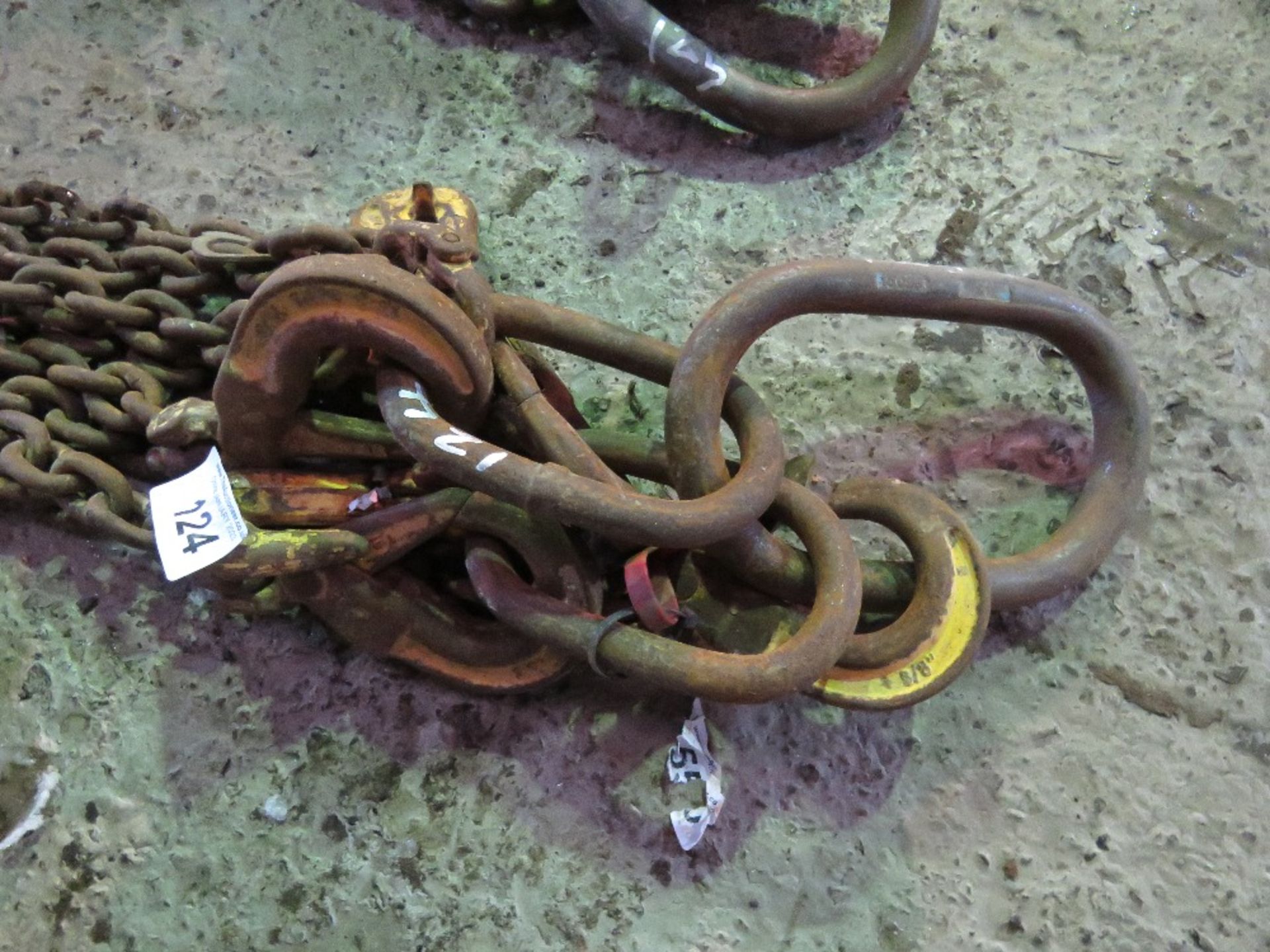 EXTRA LONG LIFTING CHAINS, 4 LEGGED, WITH SHORTENERS. 16FT LENGTH APPROX. REQUIRE TESTING BEFORE USE - Bild 2 aus 2