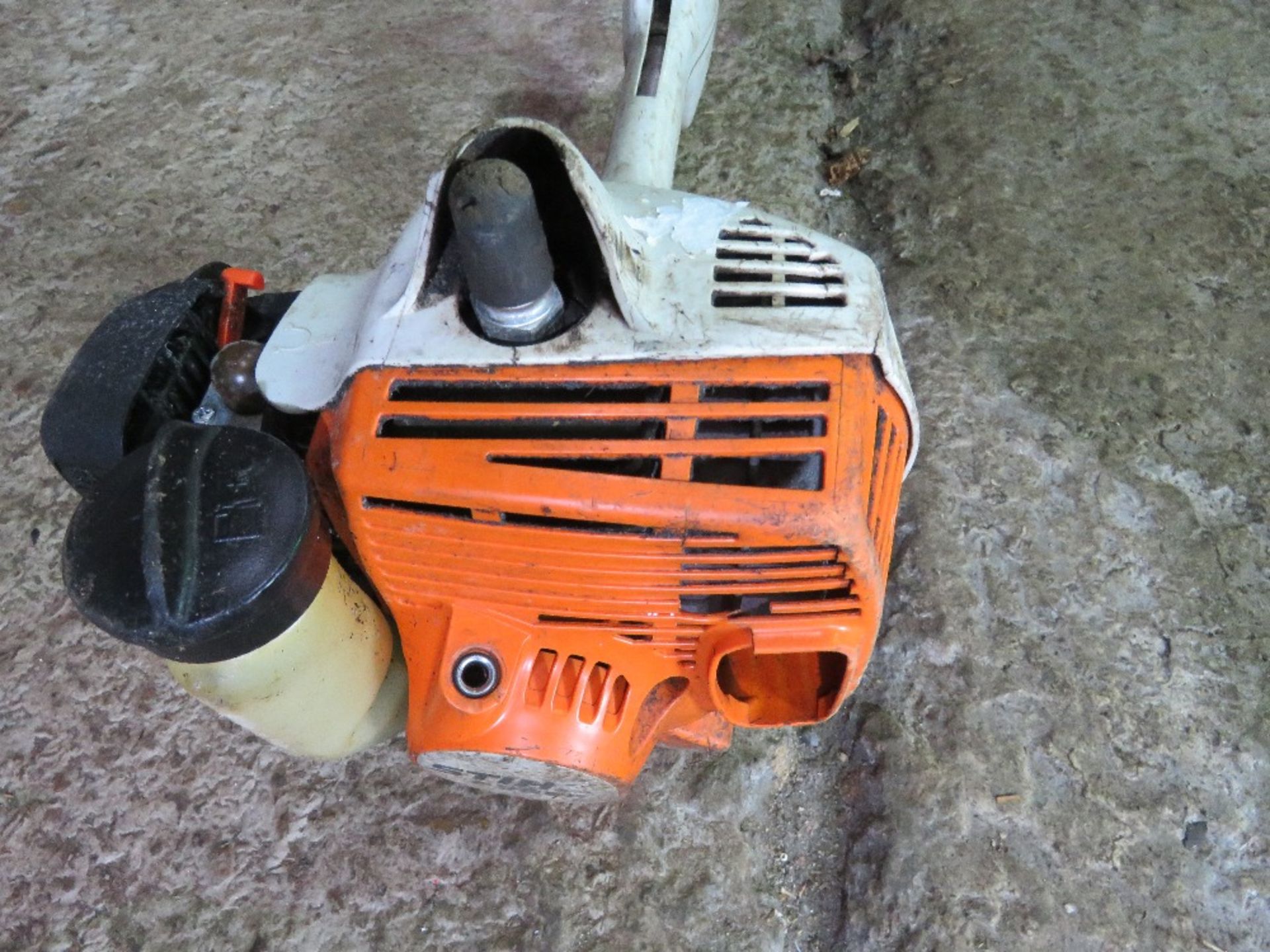 STIHL STRIMMER, REQUIRES RECOIL ROPE. DIRECT FROM LANDSCAPE MAINTENANCE COMPANY DUE TO DEPOT CLO - Image 6 of 6