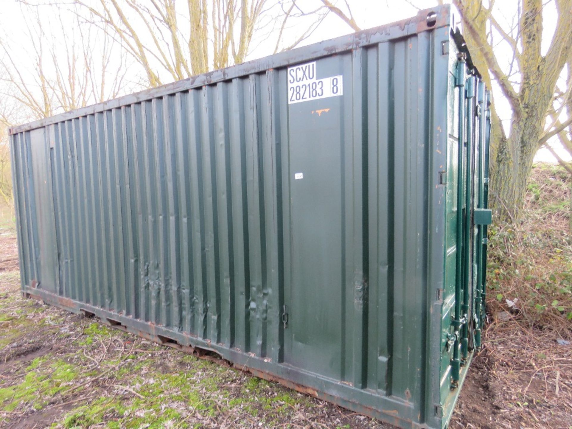 20ft SHIPPING CONTAINER TYPE SECURE STORAGE CONTAINER.