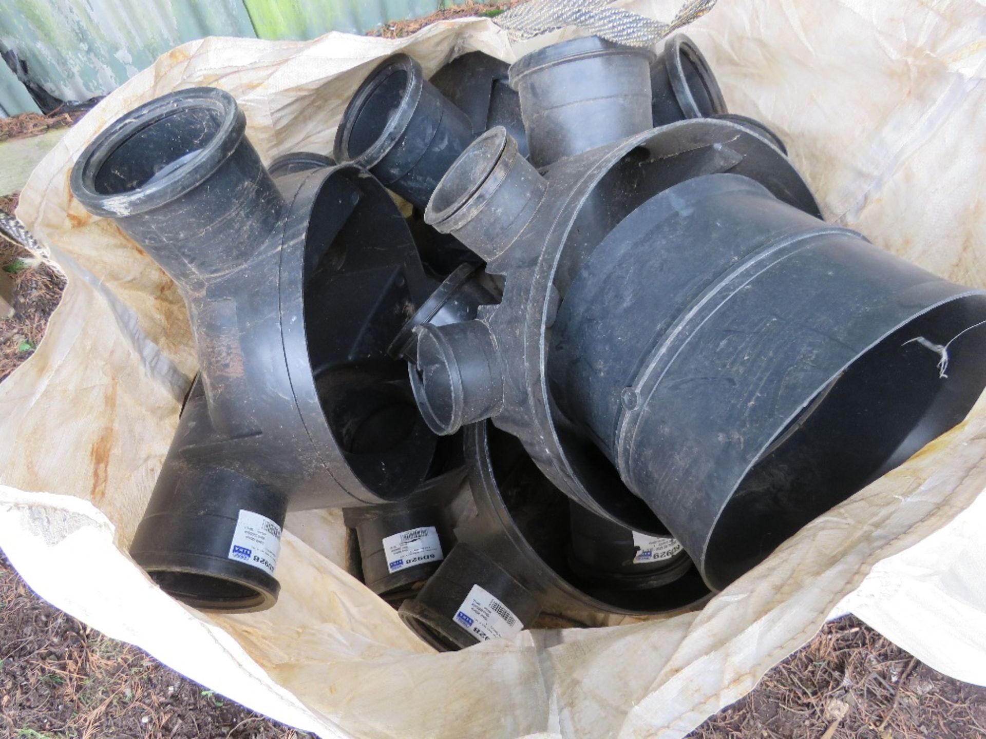2 X BULK BAGS CONTAINING ASSORTED BLACK PLASTIC DRAINAGE AND MANHOLE FITTINGS . DIRECT FROM COMPANY - Image 2 of 5