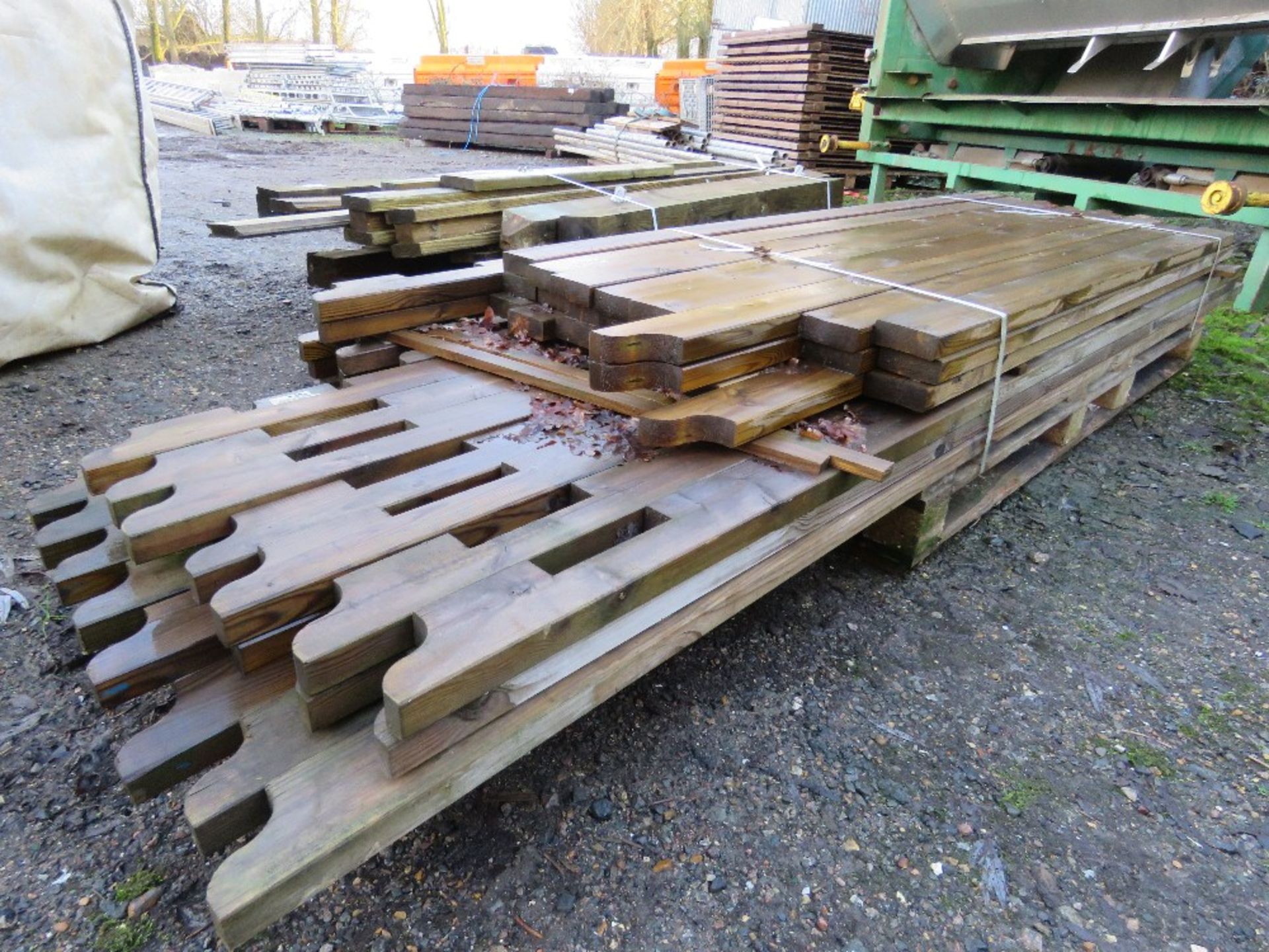 PALLET OF ORNATE PAGODA GARDEN FEATURE TIMBERS, 7-11FT LENGTH APPROX. - Image 2 of 2