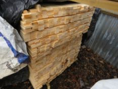 EXTRA LARGE PACK OF UNTREATED VENETIAN PALE / TRELLIS SLATS. 1.73M LENGTH X 45MM X 17MM APPROX.