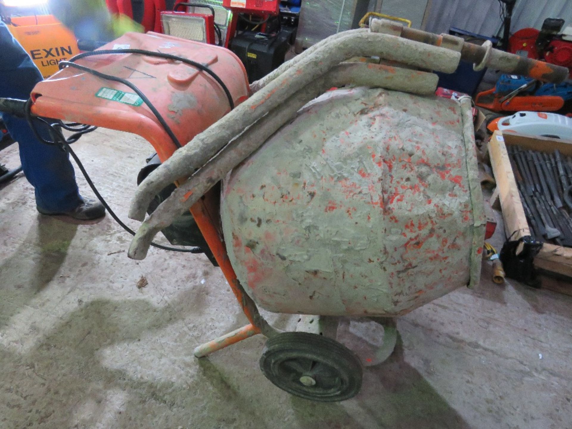110VOLT BELLE CEMENT MIXER WITH STAND. - Image 3 of 4