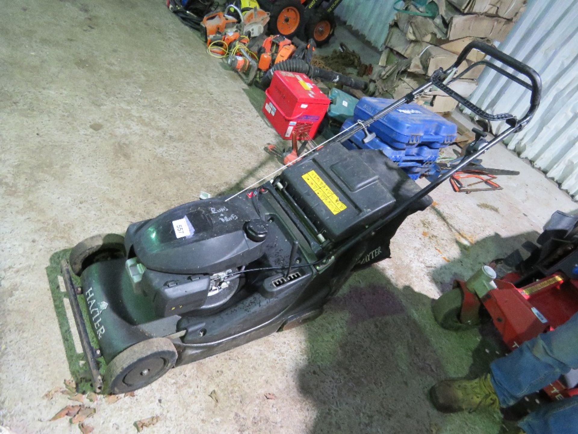 HAYTER HARRIER PROFESSIONAL MOWER WITH A COLLECTOR. WHEN TESTED WAS SEEN TO RUN AND DRIVE. . DIRECT - Image 2 of 4