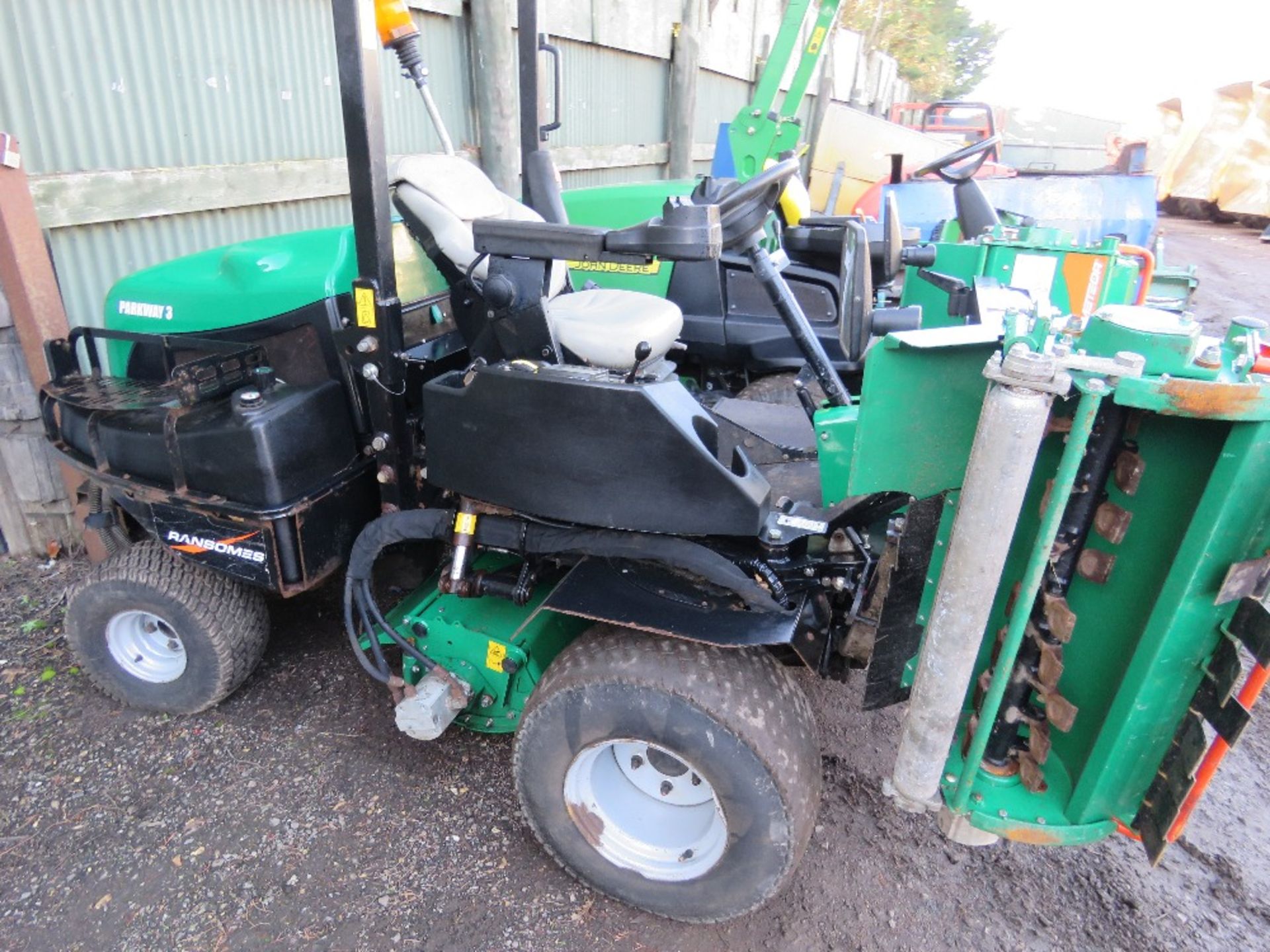 RANSOMES PARWAY 3 TRIPLE RIDE ON MOWER WITH METEOR FLAIL HEADS REG: NX18 BJE WITH V5. PREVIOUS COUNC - Image 2 of 10