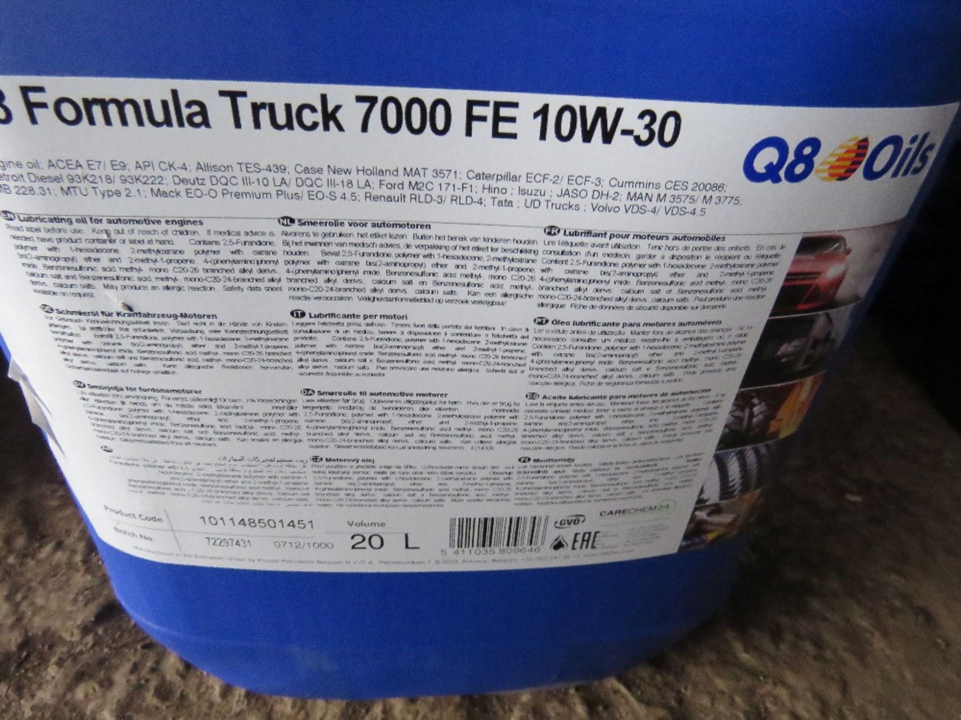 2 X 20LITRE DRUMS OF Q8 FORMULA TRUCK 7000E FE 10W-30 ENGINE OIL. THIS LOT IS SOLD UNDER THE AUCT - Image 2 of 2