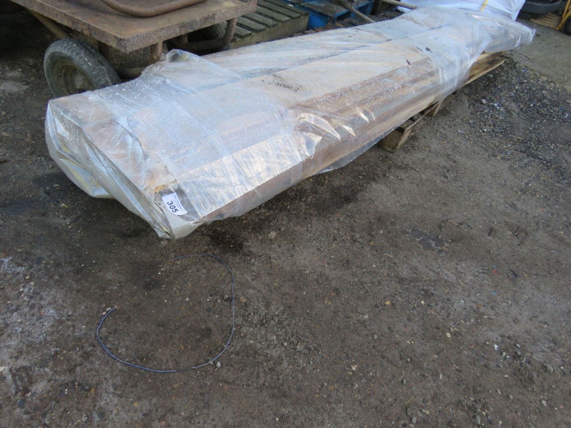 DRY STORED OAK PLANKS, 9-12FT LENGTH APPROX. THIS LOT IS SOLD UNDER THE AUCTIONEERS MARGIN SCHEME