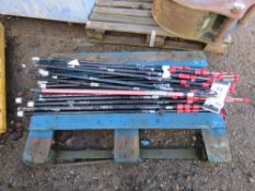 ZIP POLE PLASTER BOARD POLES, 16NO APPROX. SOURCED FROM COMPANY LIQUIDATION.