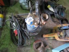 SUBMERSIBLE WATER PUMP, 3 PHASE POWERED. THIS LOT IS SOLD UNDER THE AUCTIONEERS MARGIN SCHEME, TH