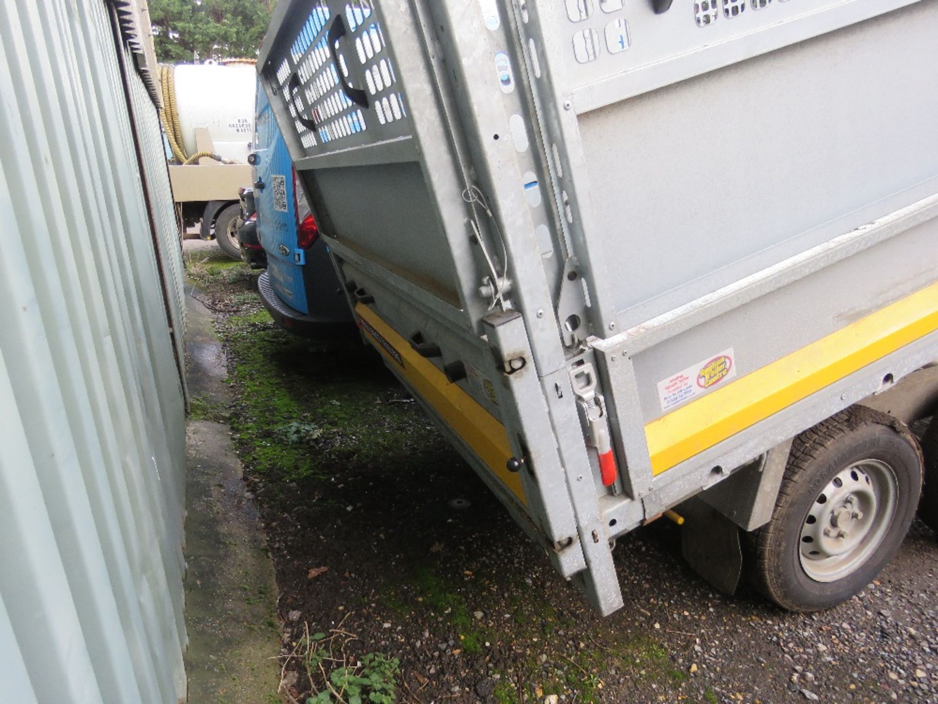 BRIAN JAMES TIPPER TRAILER, YEAR 2021, LITTLE USED WITH EXTENSION SIDES AND RAMPS. SN:SJB525GBPMD043 - Image 3 of 8