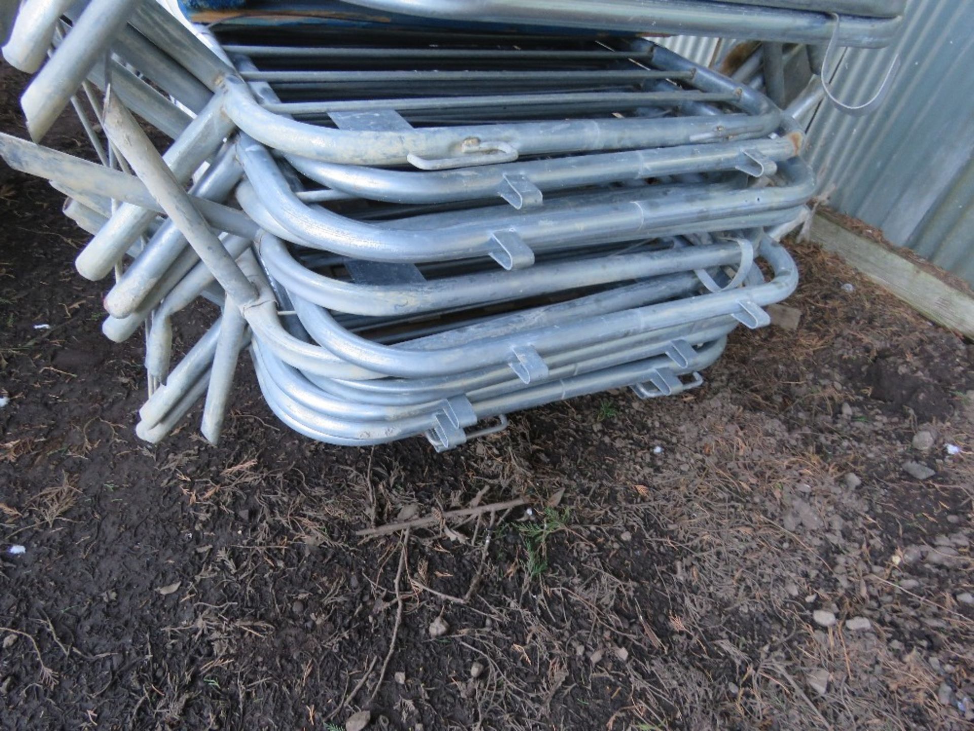 BUNDLE CONTAINING 15NO QUALITY GALVANISED CROWD BARRIERS, MAINLY SMARTWELD BRAND. MANY APPEAR UNUSED - Image 2 of 2