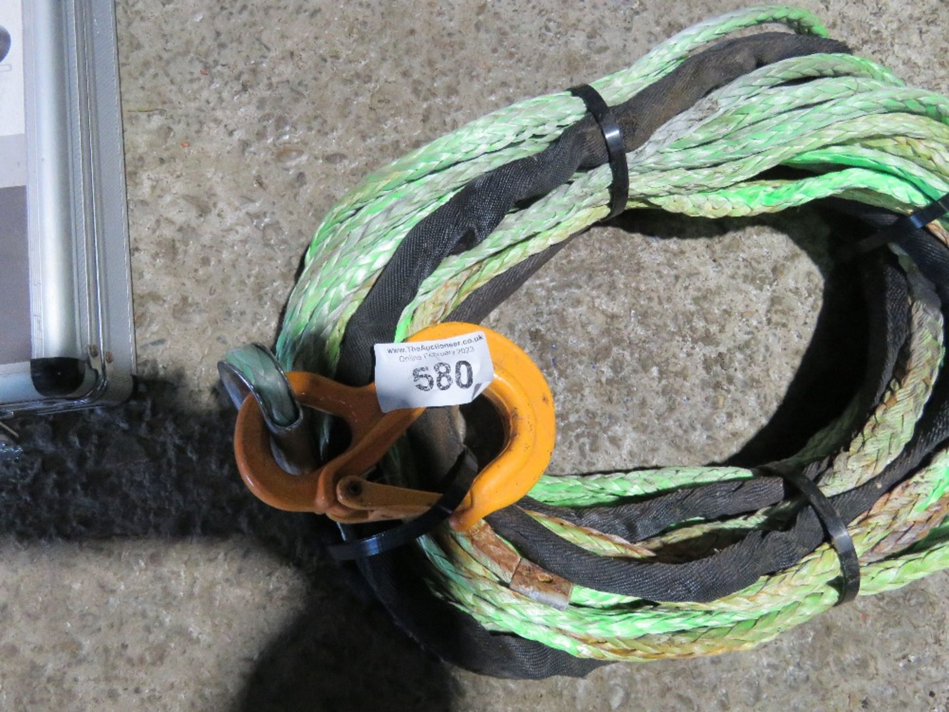 FLOATING WINCH ROPE WITH HOOK. THIS LOT IS SOLD UNDER THE AUCTIONEERS MARGIN SCHEME, THEREFORE NO