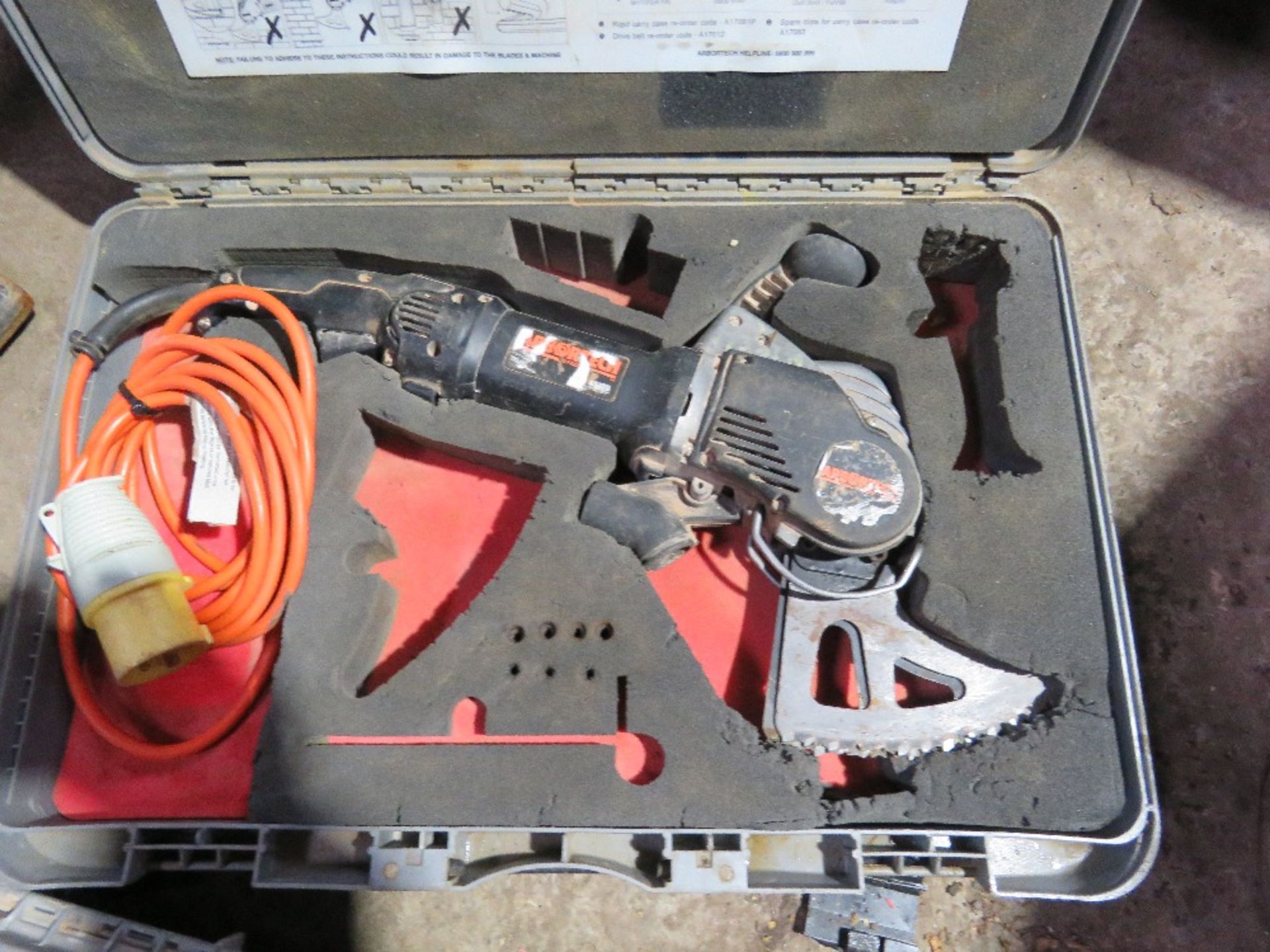 ALLSAW 110VOLT POWERED RECIPROCATING BLOCK SAW IN A CASE.