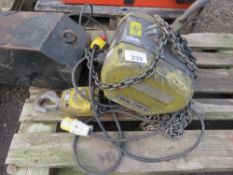 GIS 500-1000KG RATED CHAIN HOIST, 110VOLT POWERED. THIS LOT IS SOLD UNDER THE AUCTIONEERS MARGIN