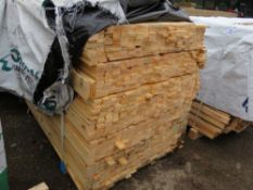 1 X EXTRA LARGE PACK OF UNTREATED VENETIAN FENCE TIMBER CLADDING SLATS: 1.83M LENGTH X 17MM DEPTH X