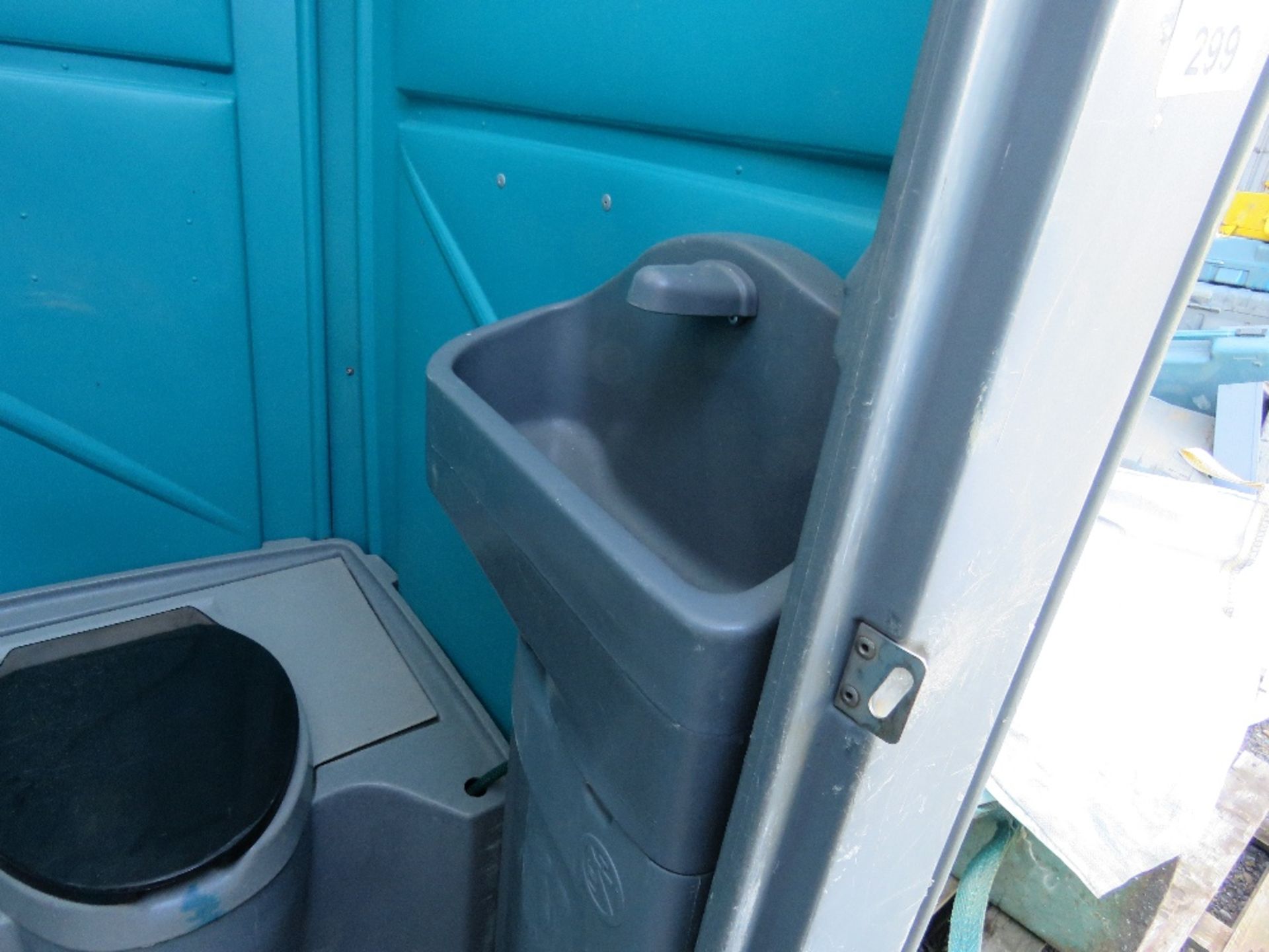 PORTABLE SITE TOILET WITH WASHBASIN AND URINAL CLEANED AND BLUE DETERGENT ADDED READY FOR USE. TH - Image 3 of 4