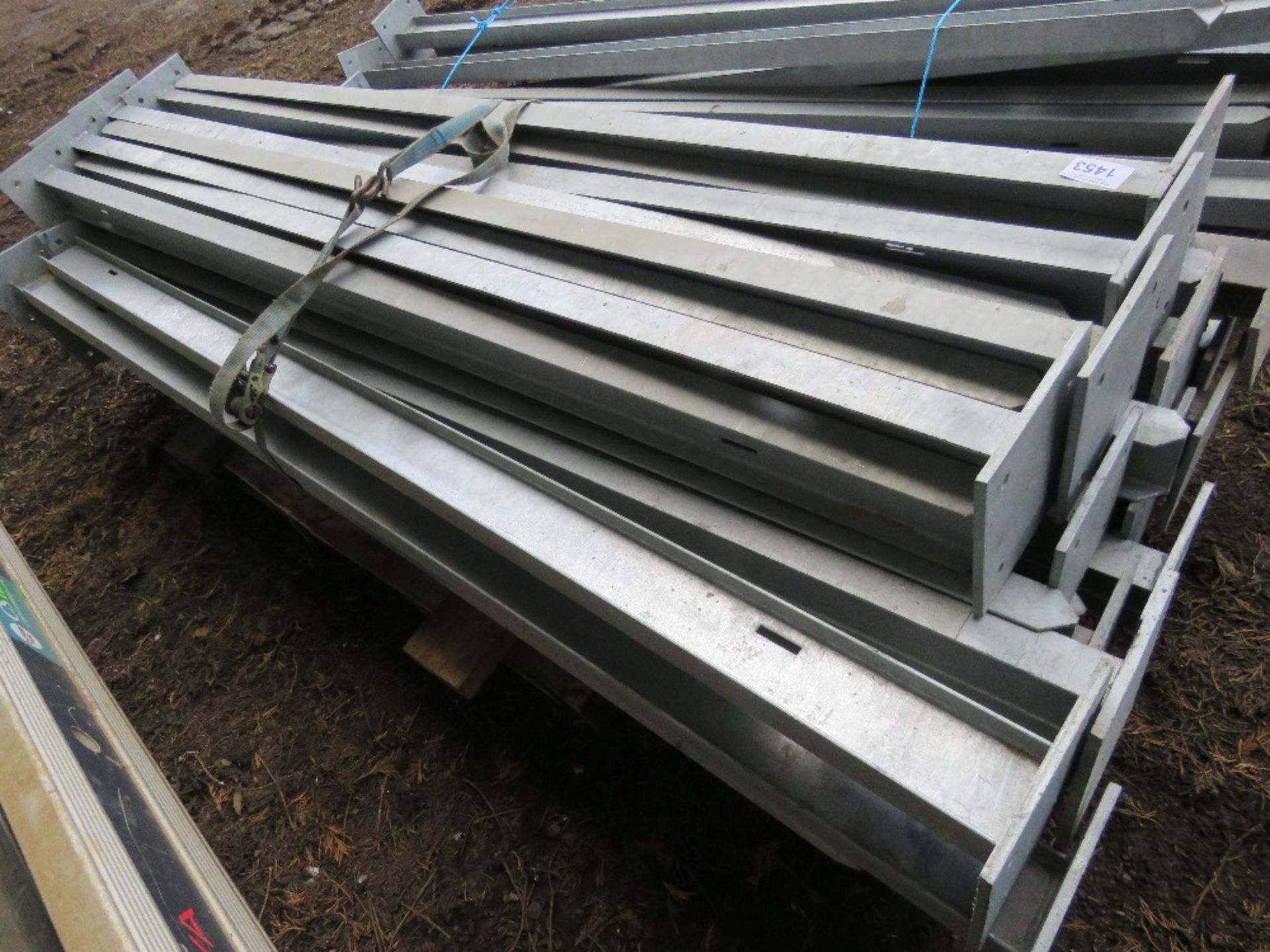 BID INCREMENT NOW £100 !!! STACK OF APPROXIMATELY 32NO GALVANISED BOLT DOWN STEEL FENCE POSTS.