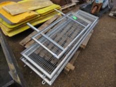 SET OF MESH CAGE SIDES FOR BATESON 8FT X 4FT TRAILER, UNUSED.
