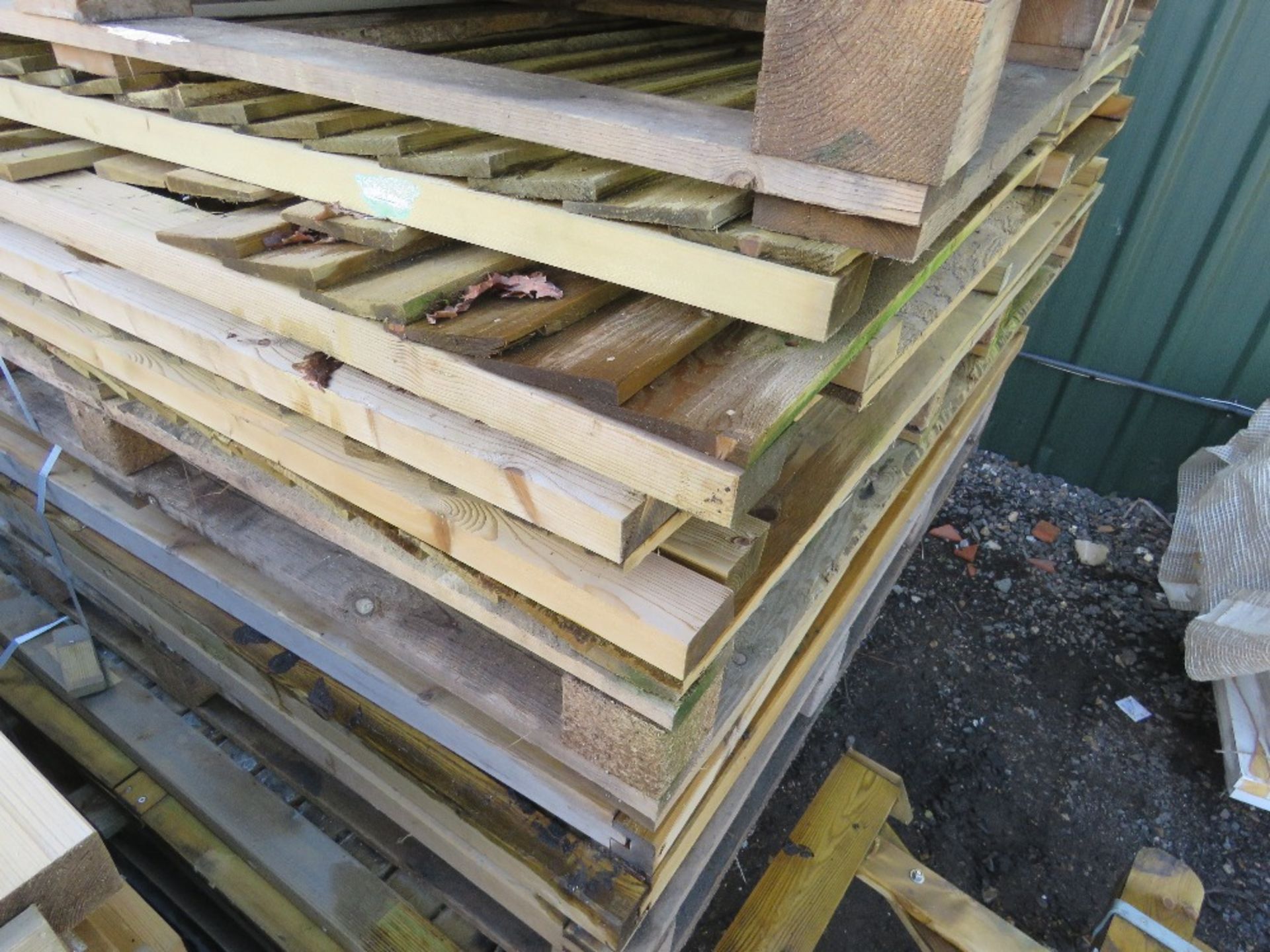 STACK OF ASSORTED WOODEN FENCE PANELS, 24NO IN TOTAL APPROX. - Image 3 of 4