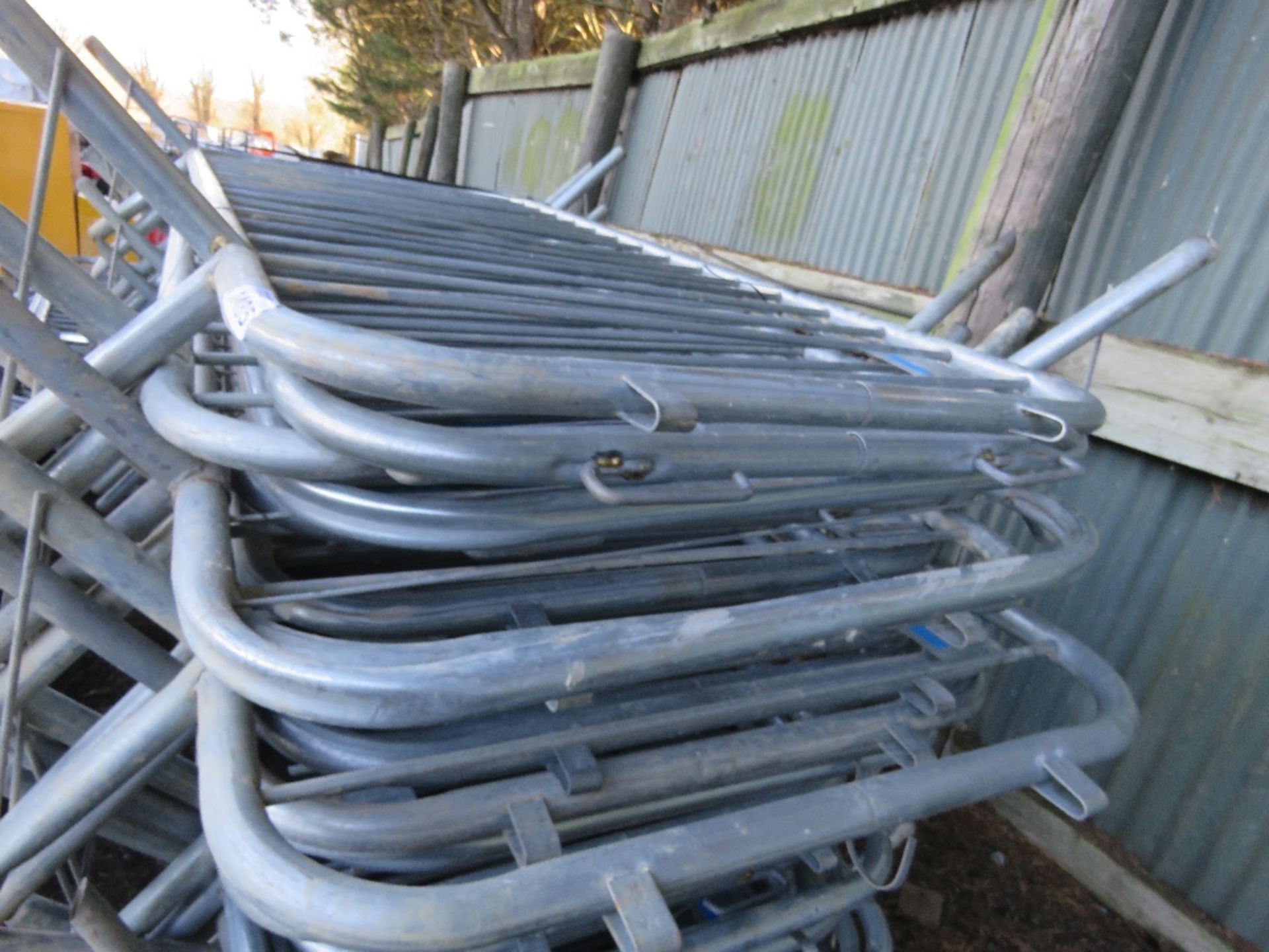 BUNDLE CONTAINING 15NO QUALITY GALVANISED CROWD BARRIERS, MAINLY SMARTWELD BRAND. MANY APPEAR UNUSED - Image 2 of 3