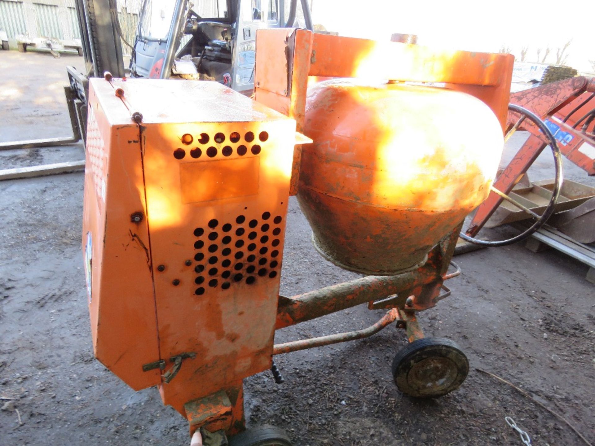 BELLE 100XT DIESEL SITE CEMENT MIXER, YEAR 2014 BUILD. WHEN TESTED WAS SEEN RUN AND DRUM TURNE - Image 2 of 6