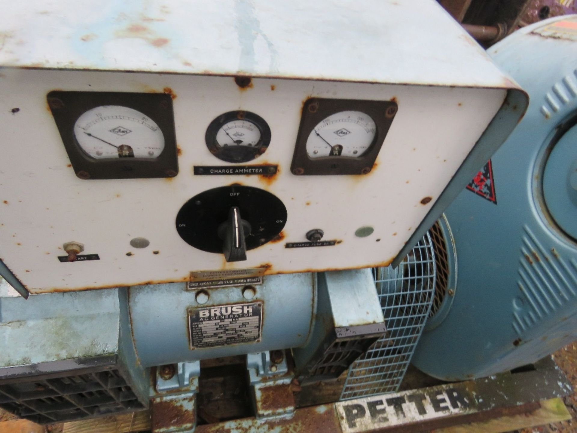 PETTER DIESEL ENGINED 4.9KW GENERATOR SET. - Image 8 of 8