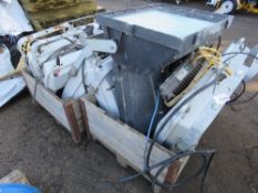 2 X STILLAGES CONTAINING YARD LIGHTS. THIS LOT IS SOLD UNDER THE AUCTIONEERS MARGIN SCHEME, THERE