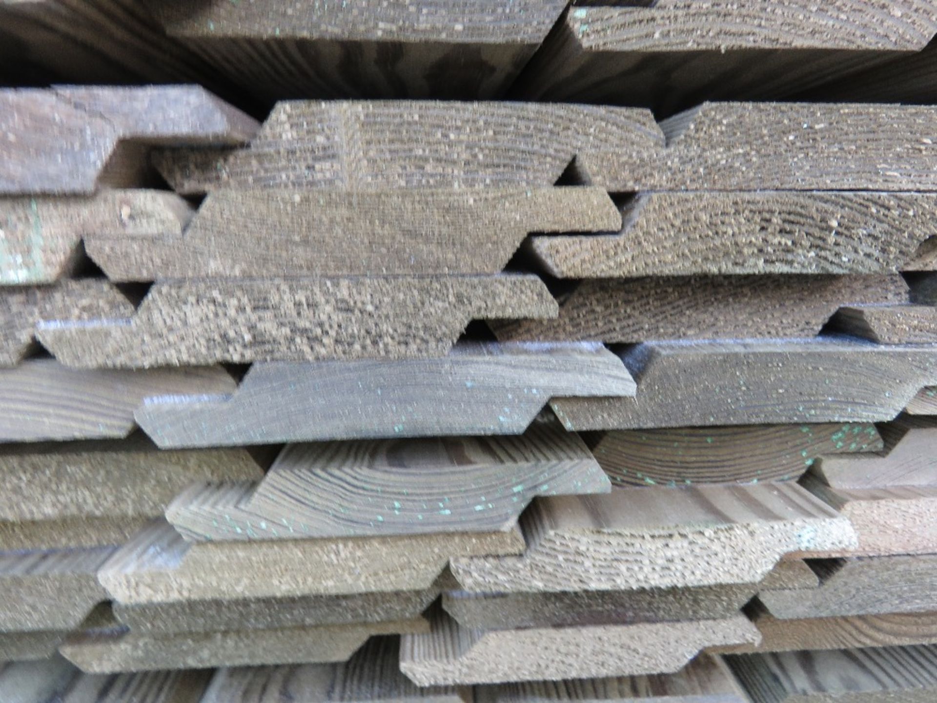 LARGE PACK OF PRESSURE TREATED SHIPLAP FENCE CLADDING BOARDS. 1.73M LENGTH X 100MM WIDTH APPROX. - Image 3 of 3