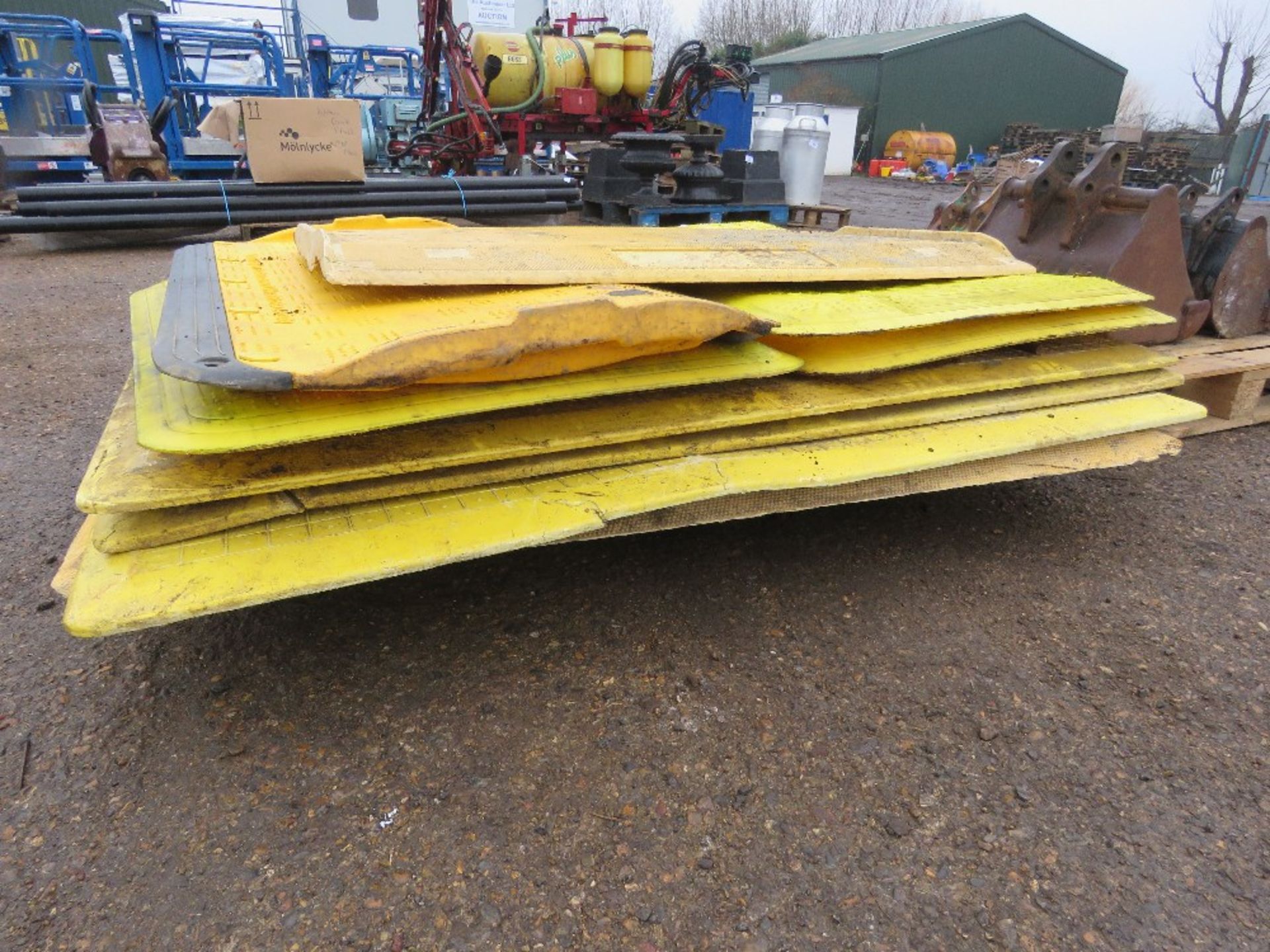 9 X ASSORTED GRP CROSSING PLATES. THIS LOT IS SOLD UNDER THE AUCTIONEERS MARGIN SCHEME, THEREFORE - Image 3 of 4