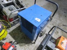 BLUE DEHUMIDIFIER, 240VOLT POWERED.DIRECT FROM COMPANY LIQUIDATION.