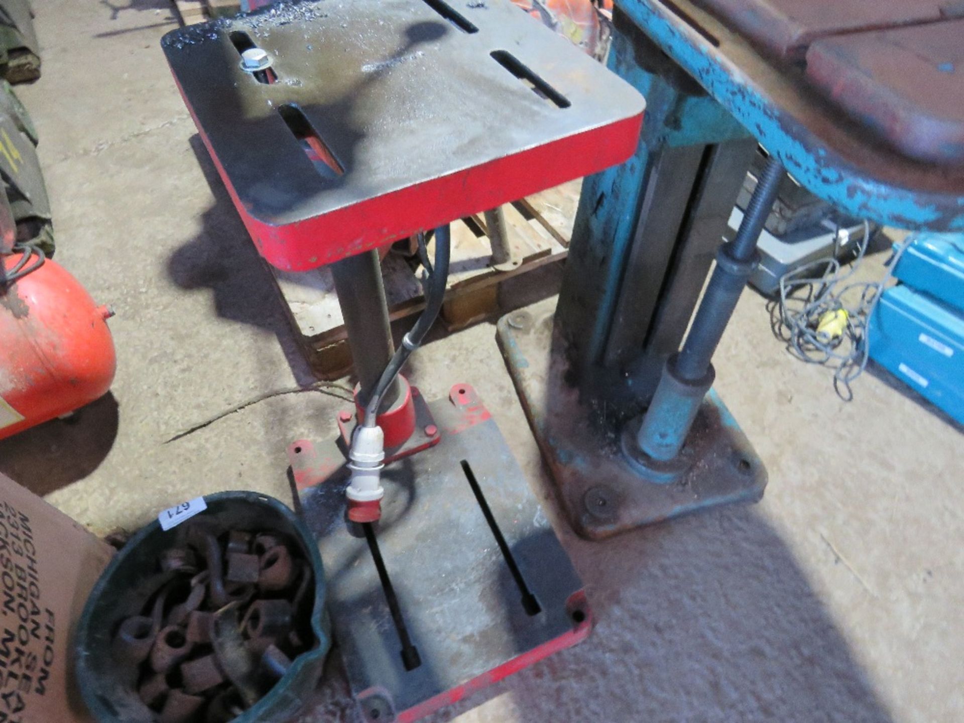 QS 3 PHASE POWERED PILLAR DRILL. - Image 2 of 4