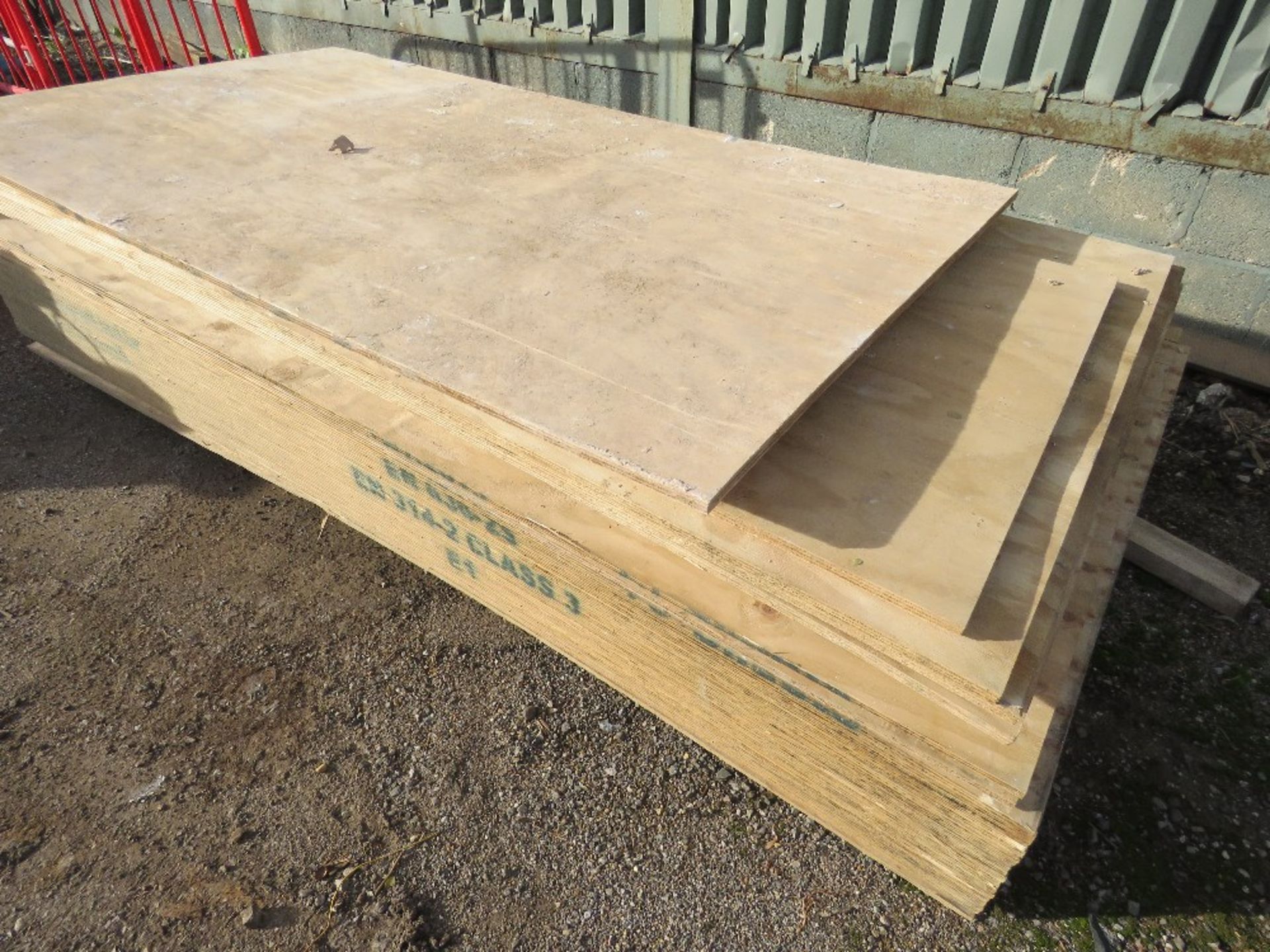 27 X SHEETS OF PLYWOOD SHEETING, APPEAR UNUSED. THIS LOT IS SOLD UNDER THE AUCTIONEERS MARGIN SCH - Image 2 of 3