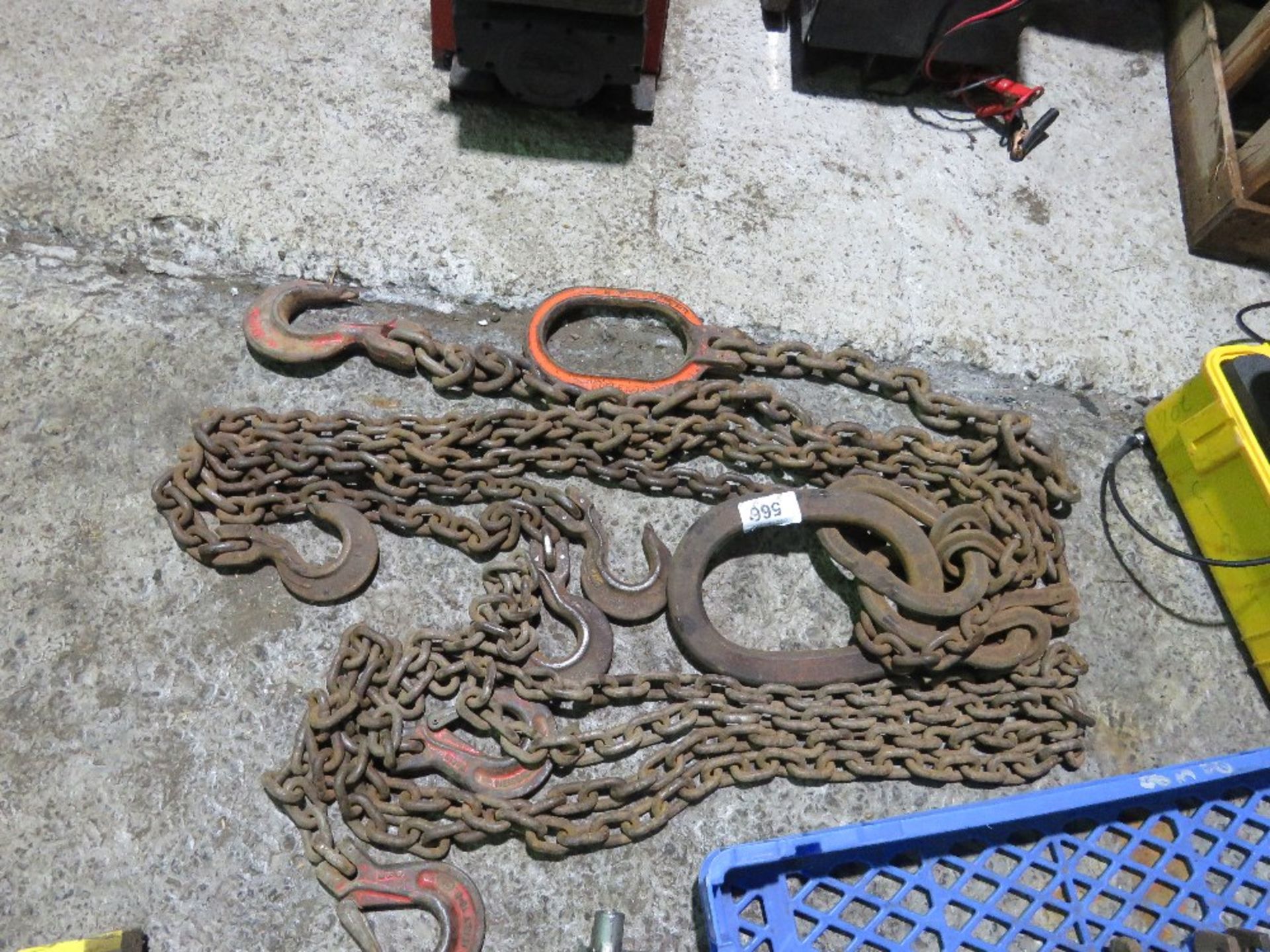 3 X ASSORTED LIFTING CHAINS. - Image 2 of 3