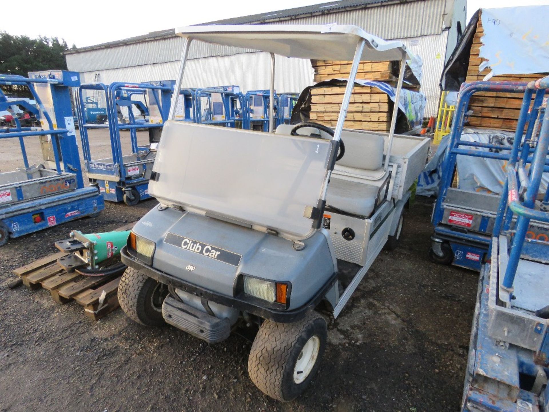 CLUBCAR CARRYALL TURF 2 PETROL ENGINED UTILITY TRUCK. WHEN TESTED WAS SEEN TO DRIVE, STEER AND BRAKE