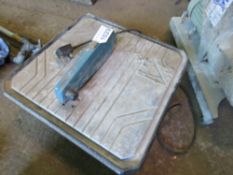 TILE CUTTING SAWBENCH, 240VOLT. SOURCED FROM COMPANY LIQUIDATION. THIS LOT IS SOLD UNDER THE AUCTI