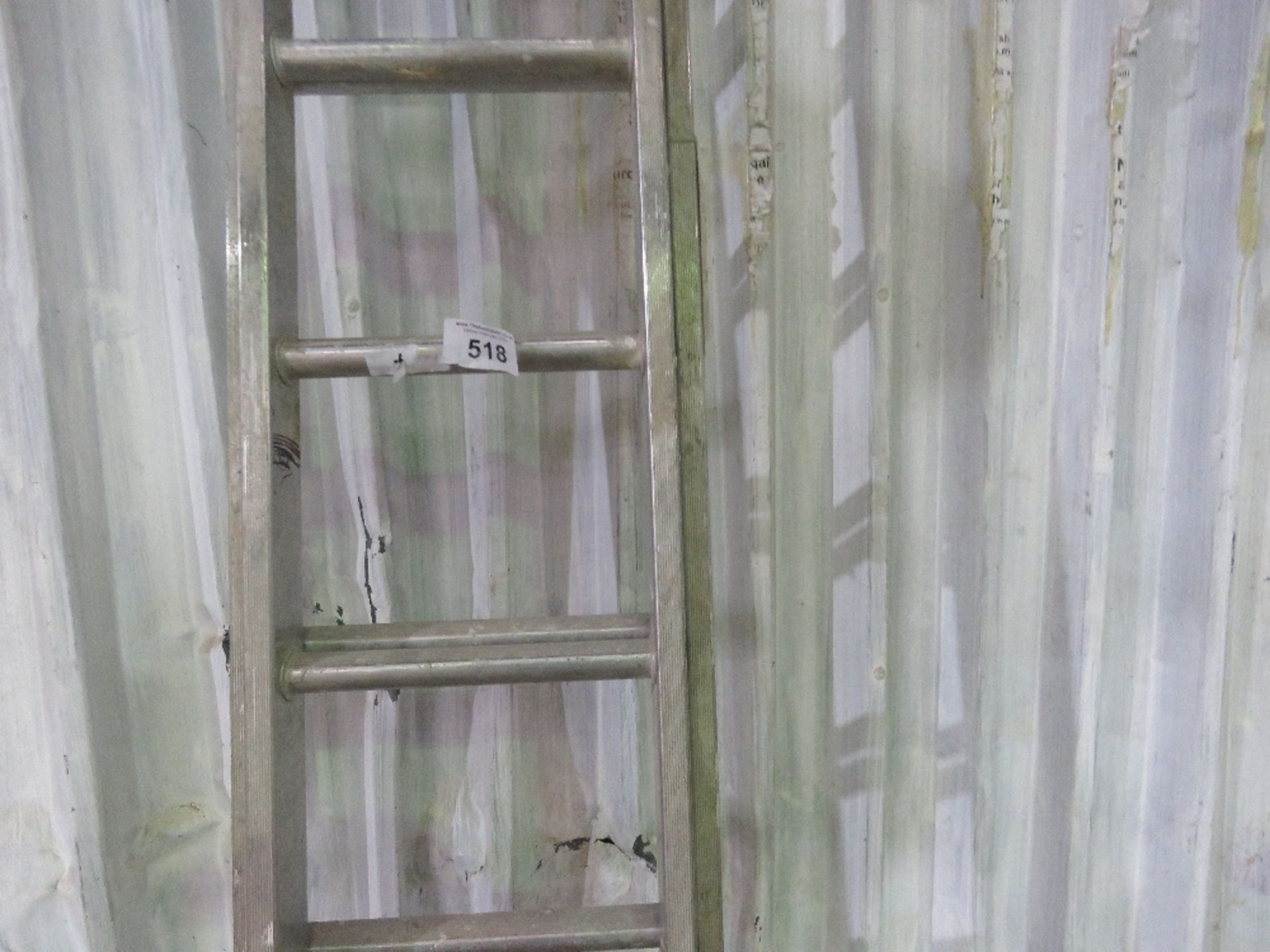 2 STAGE ALUMINIUM LADDER. SOURCED FROM COMPANY LIQUIDATION. - Image 4 of 4