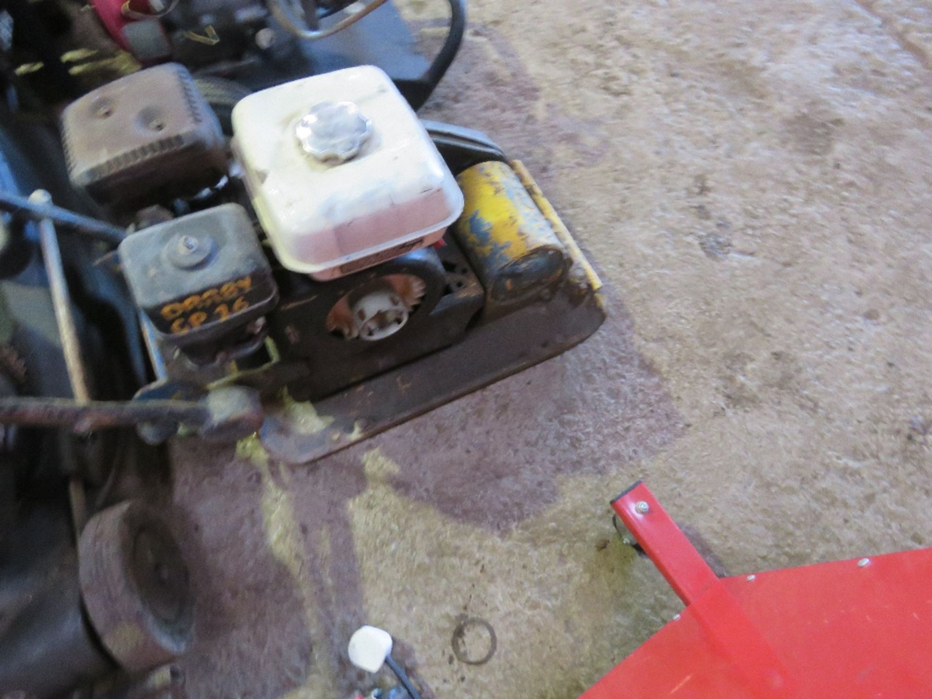 WACKER PETROL COMPACTION PLATE, RECOIL MISSING. - Image 3 of 3
