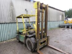 PERKINS ENGINED DIESEL FORKLIFT TRUCK, 4 TONNE LIFT APPROX.