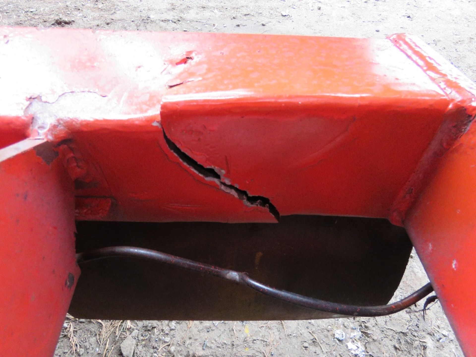 TRIMAX 728-610-400 BATWING TYPE ROLLER MOWER, YEAR 2017. PEGASUS S3 HEADS. NB: REQUIRES REPAIR TO CH - Image 14 of 14
