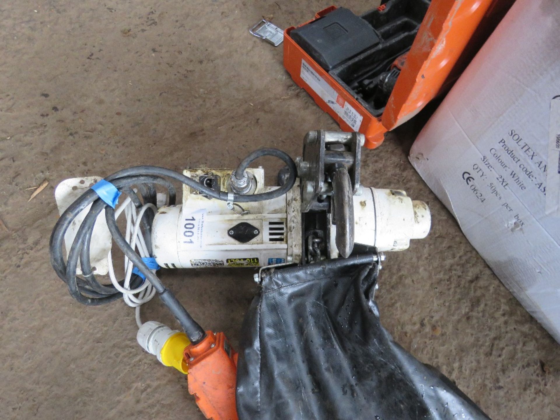SCAFFOLD WINCH, 110VOLT POWERED. - Image 3 of 3