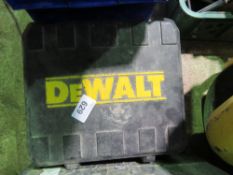 DEWALT LASER LEVEL IN A CASE. OWNER RETIRING. THIS LOT IS SOLD UNDER THE AUCTIONEERS MARGIN SCHEM