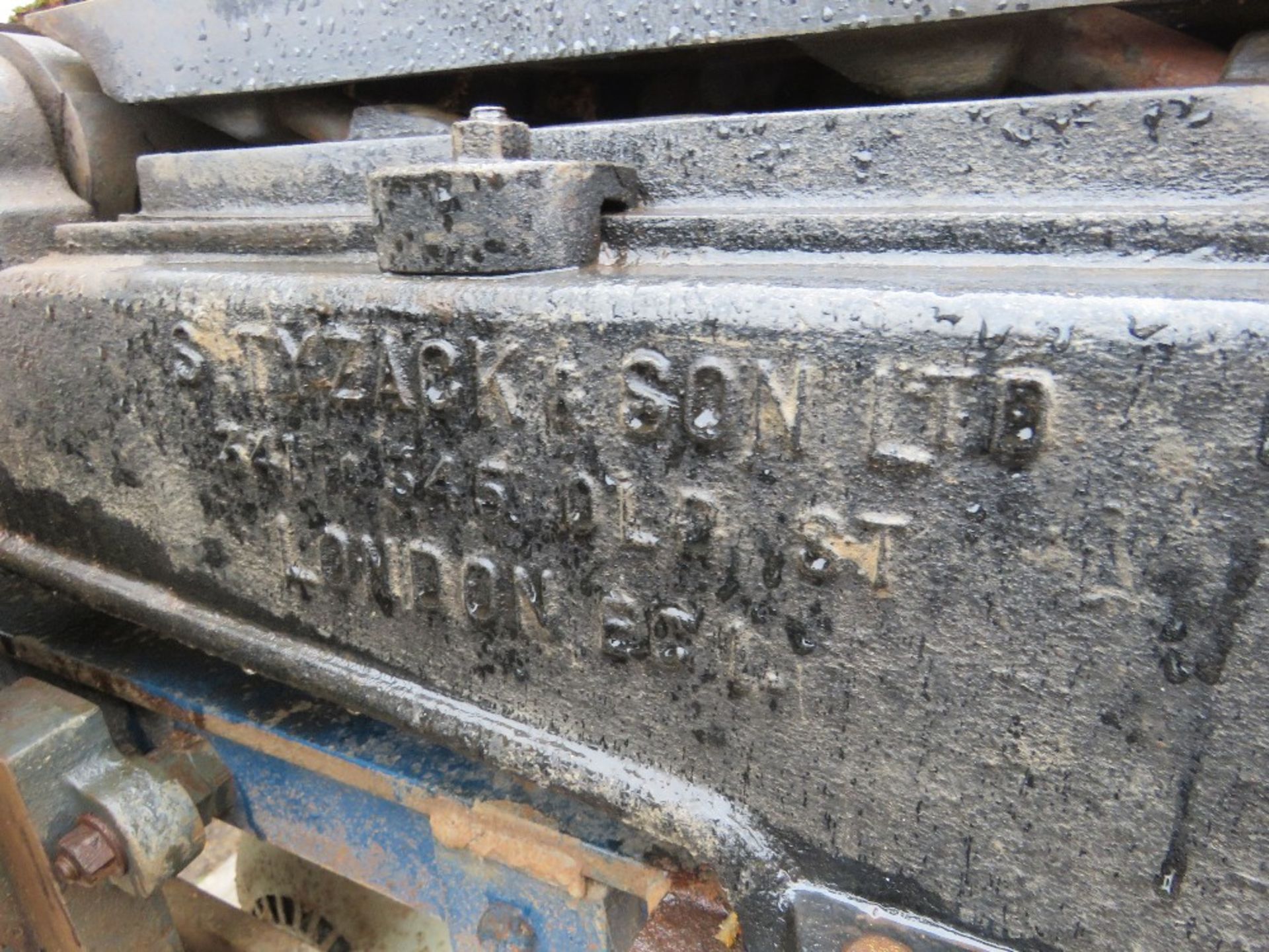 WOOD WORKING PLANER BENCH. THIS LOT IS SOLD UNDER THE AUCTIONEERS MARGIN SCHEME, THEREFORE NO VAT - Image 7 of 7