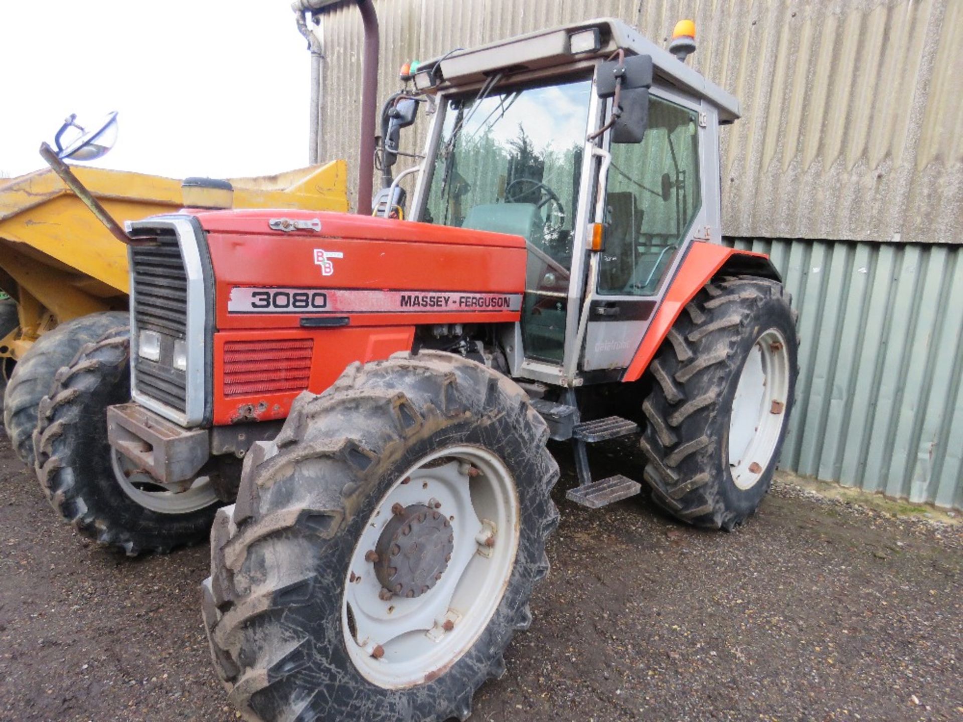MASSEY FERGUSON 3080 4WD TRACTOR REG:H786 LFA (V5 TO APPLY FOR), 7165 REC HOURS. WHEN TESTED THIS M - Image 10 of 11